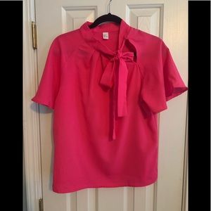 Pink short sleeve shirt